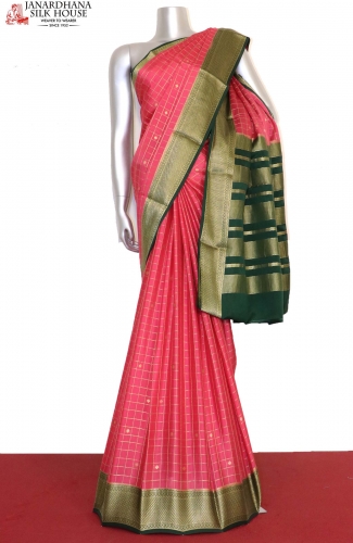 Checks & Contrast Mysore Crepe Silk Saree